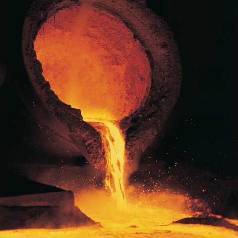 Jøtul fabrikk som smelter skrapjern